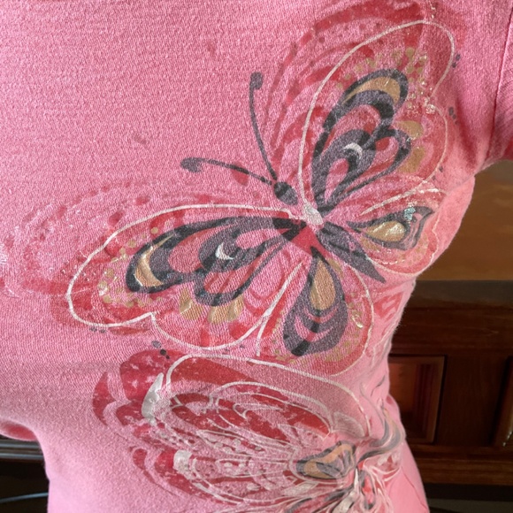 FANG Butterfly Short Sleeve Tee. Orangish-Pink. Size M - Picture 2 of 9